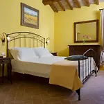 مزرعة للإقامة Agriturismo Colle Pu Pieve San Nicolo