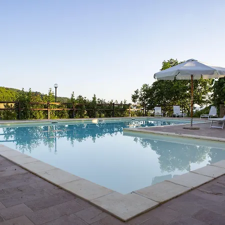 Agroturismo Colle Pu *